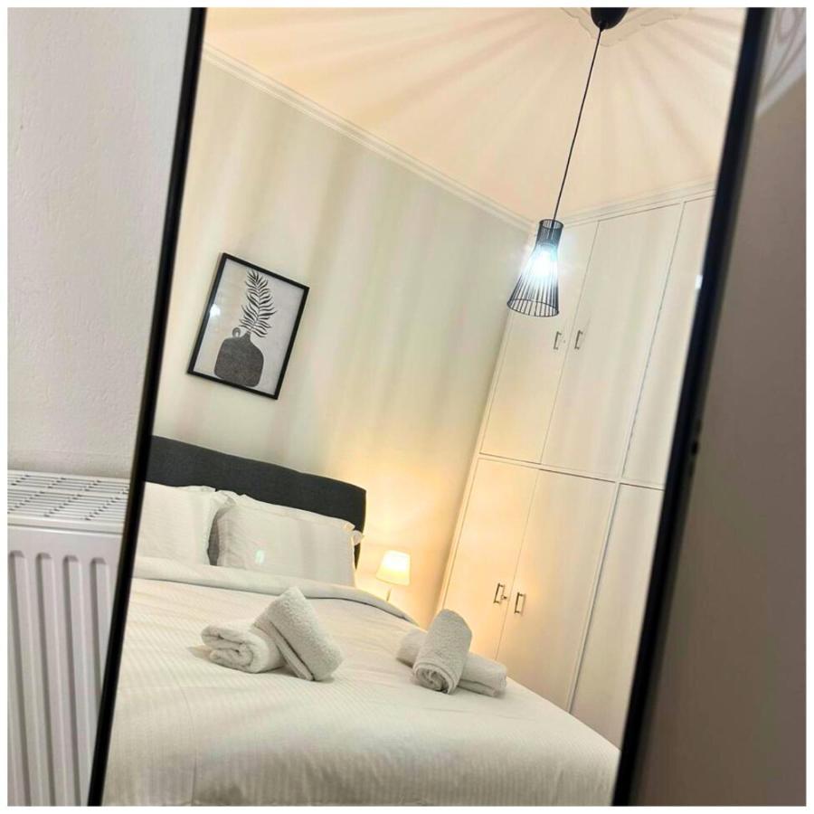 Memories Apartments Μονοκατοικία Στο Καρπενήσι Buitenkant foto