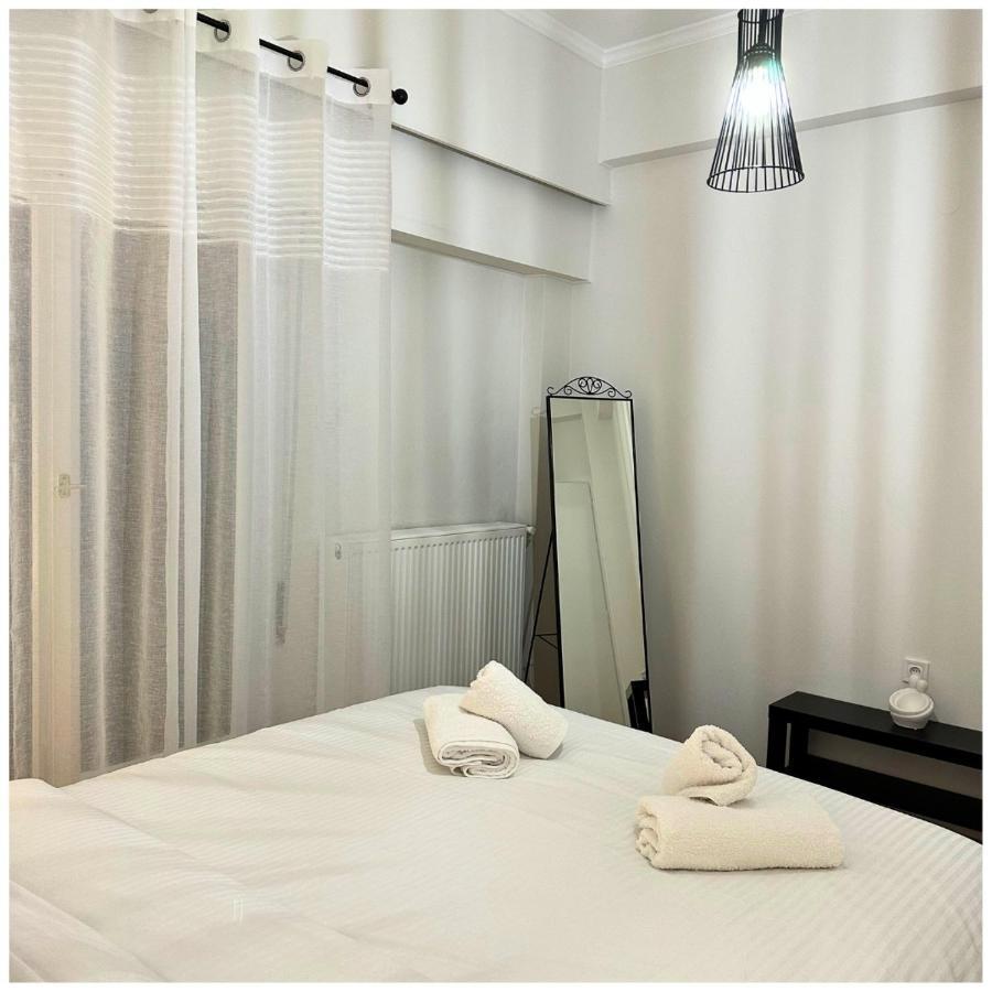 Memories Apartments Μονοκατοικία Στο Καρπενήσι Buitenkant foto